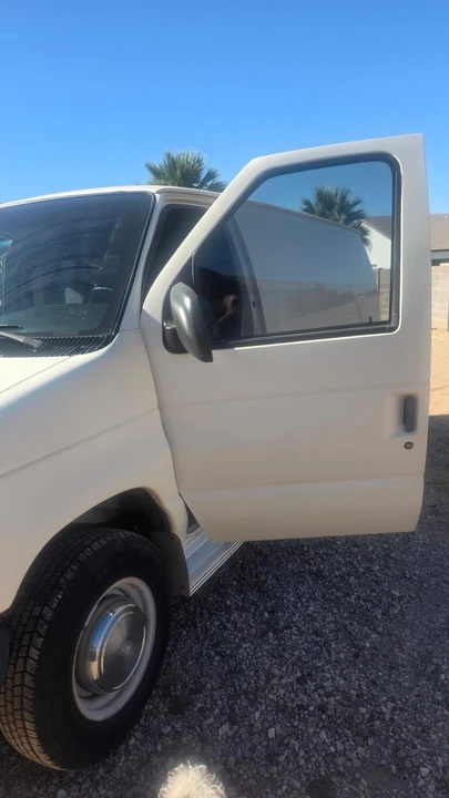 1995 Ford Econoline Van - Image 2 of 9