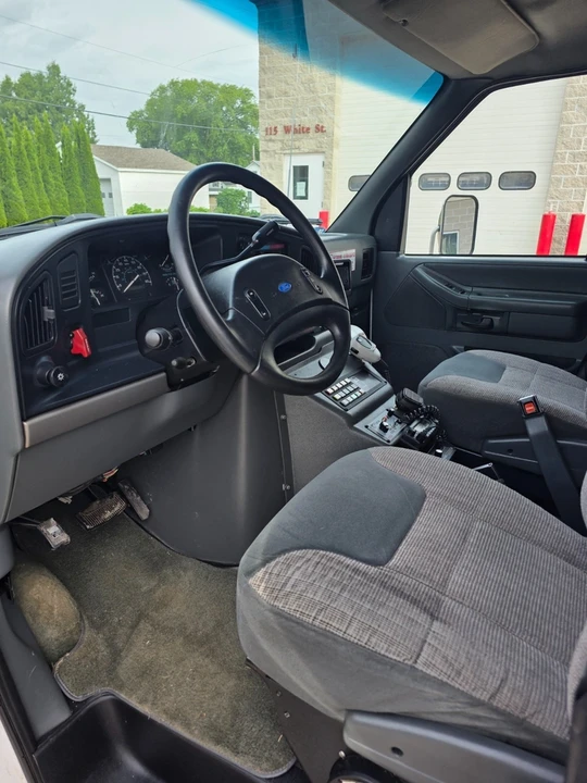 1995 Ford Econoline Van - Image 3 of 11