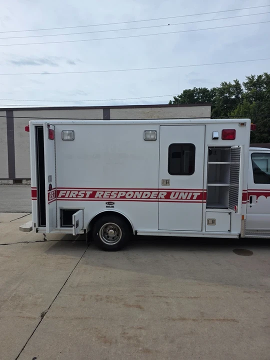 1995 Ford Econoline Van - Image 8 of 11