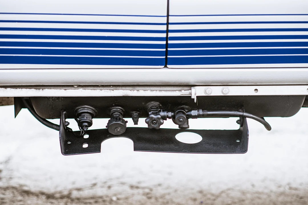 1995 Ford Econoline Van - Image 19 of 31