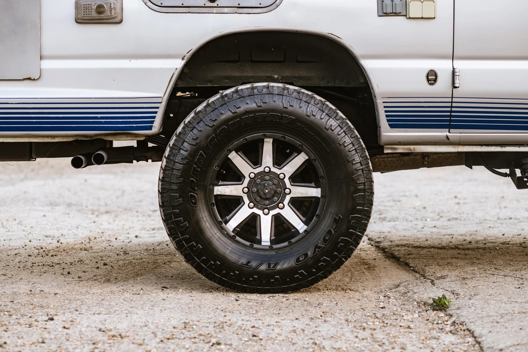 1995 Ford Econoline Van - Image 23 of 31