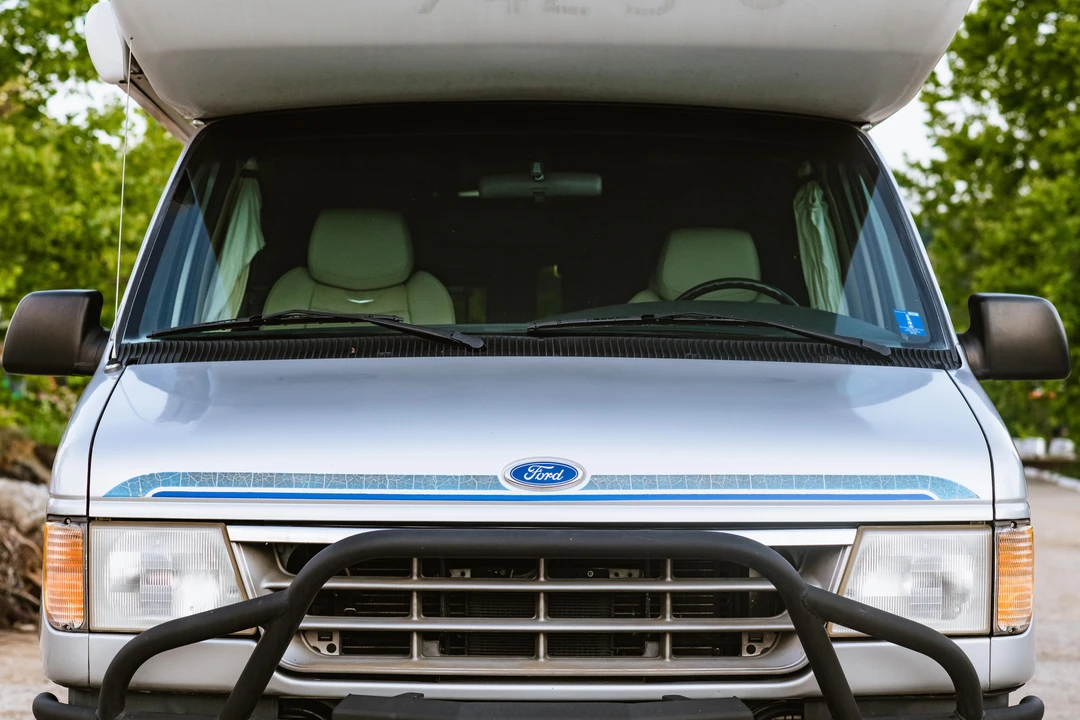 1995 Ford Econoline Van - Image 6 of 31