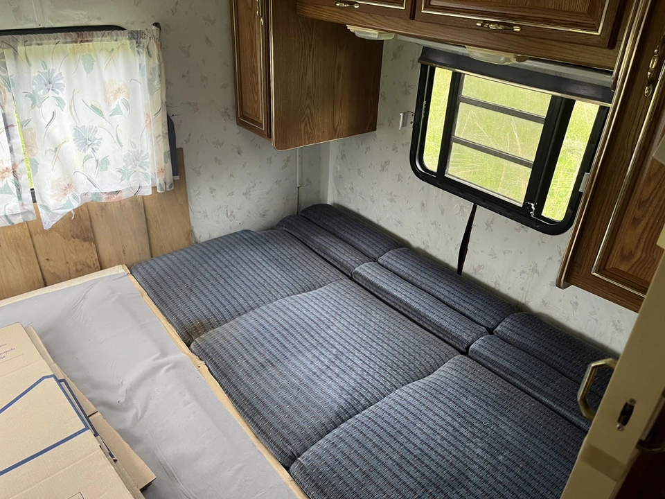 1995 Ford Econoline Van - Image 13 of 20