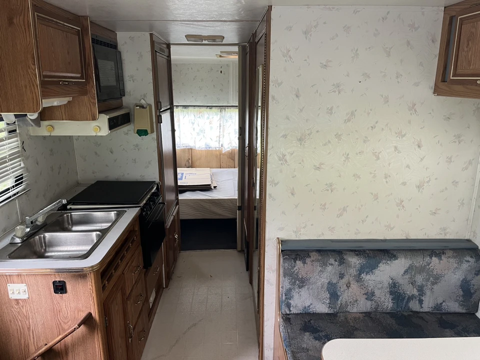1995 Ford Econoline Van - Image 8 of 20