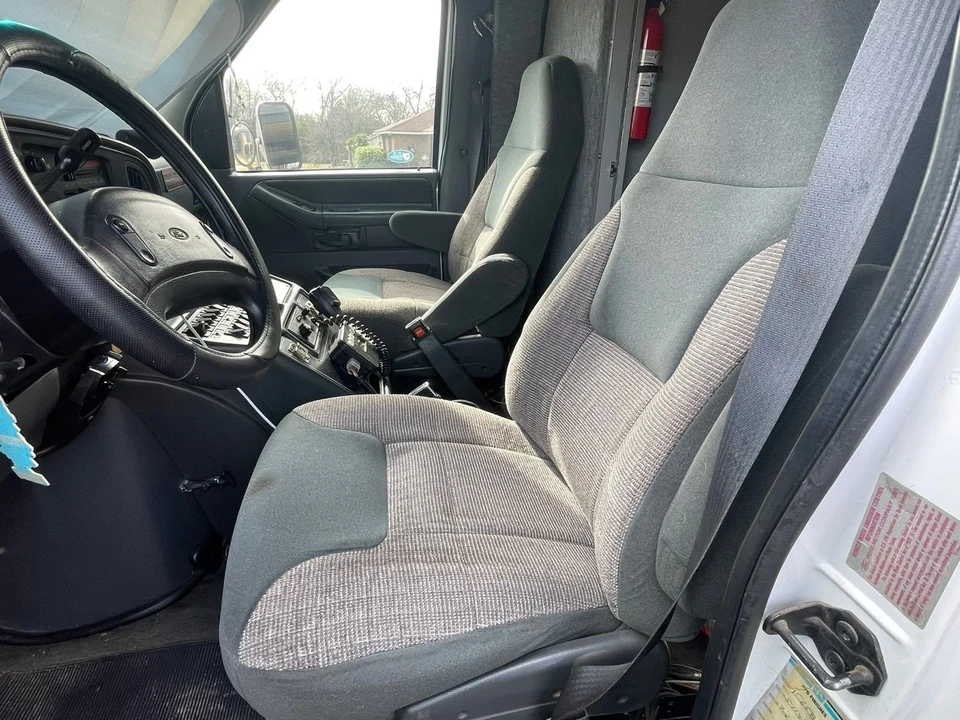 1995 Ford Econoline Van - Image 20 of 21