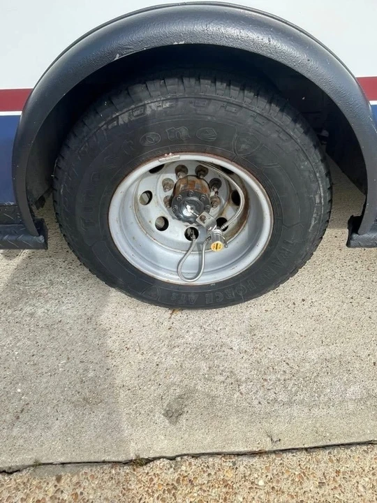 1995 Ford Econoline Van - Image 18 of 21
