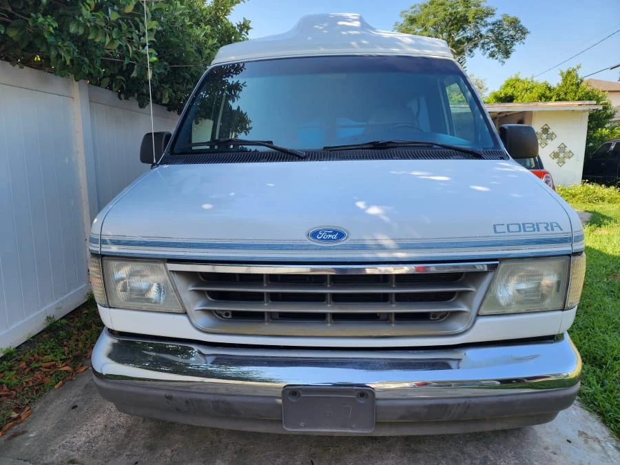 1995 Ford Econoline Van - Image 4 of 15