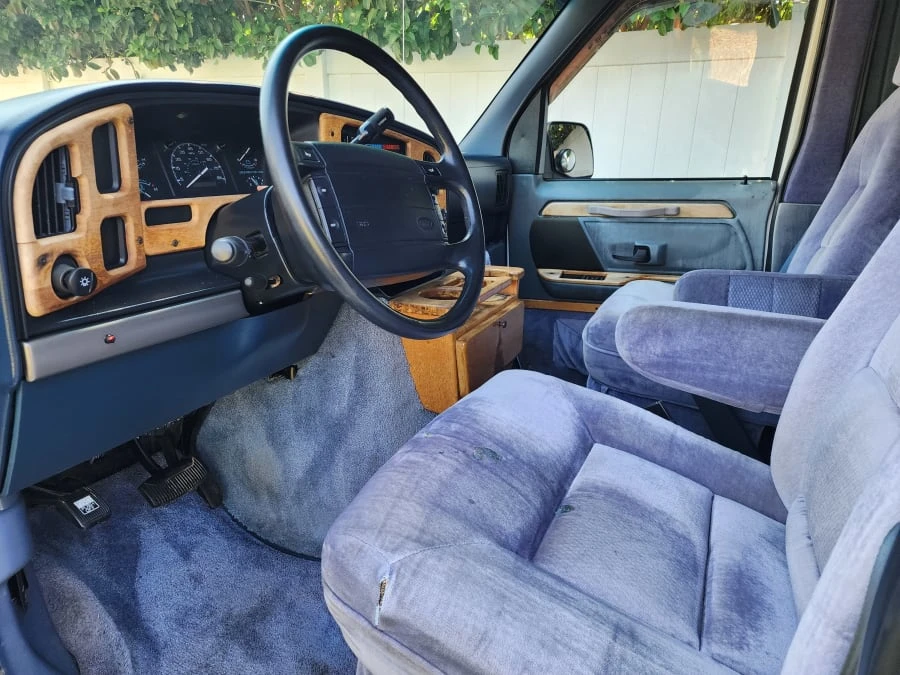 1995 Ford Econoline Van - Image 14 of 15
