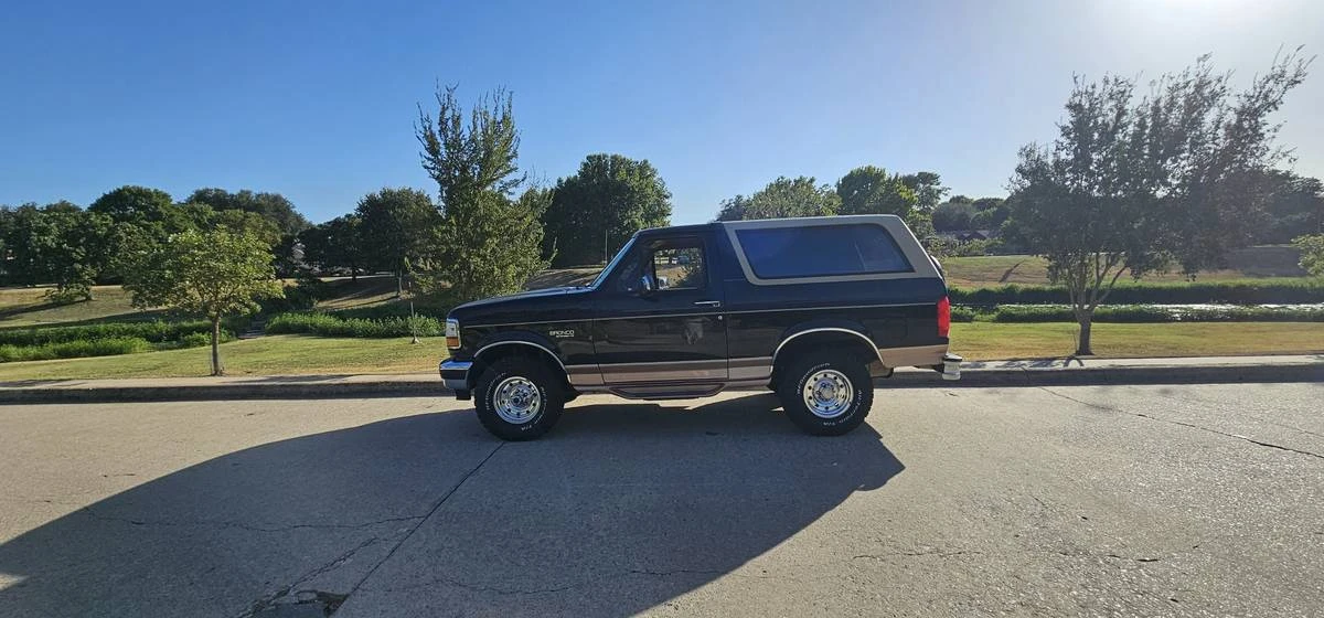 1995 Ford Bronco 5th Gen - Image 2 of 16