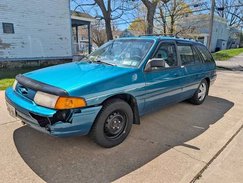 1995 Ford Escort LX Hatchback 4D