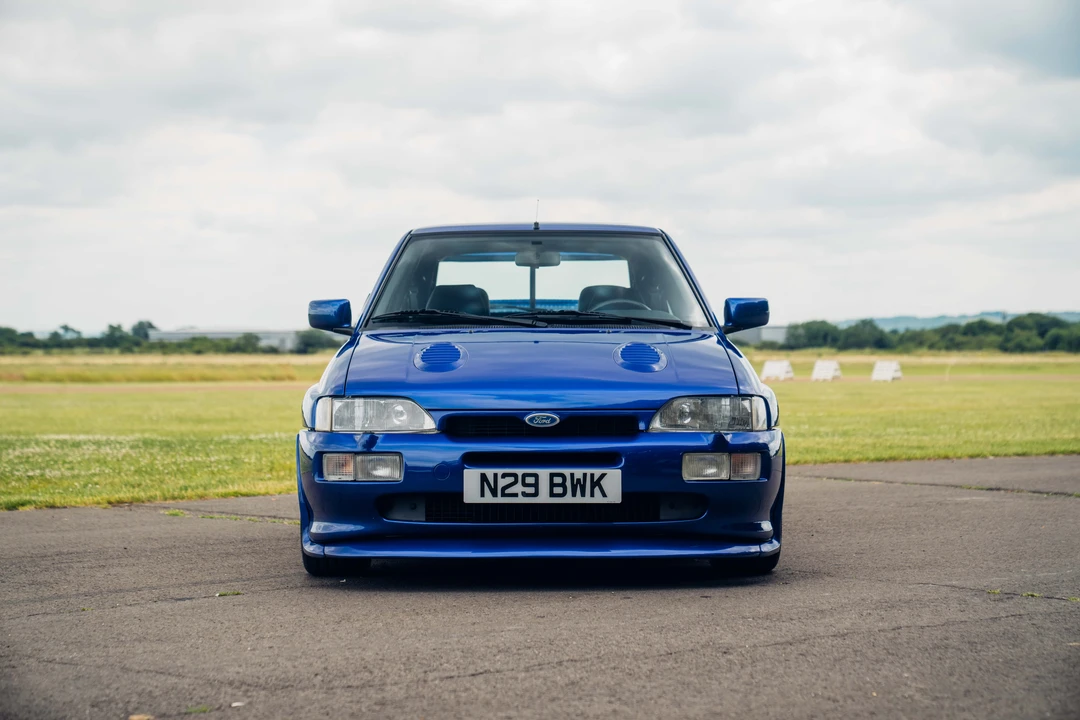 1995 Ford Escort RS Cosworth - Image 2 of 31