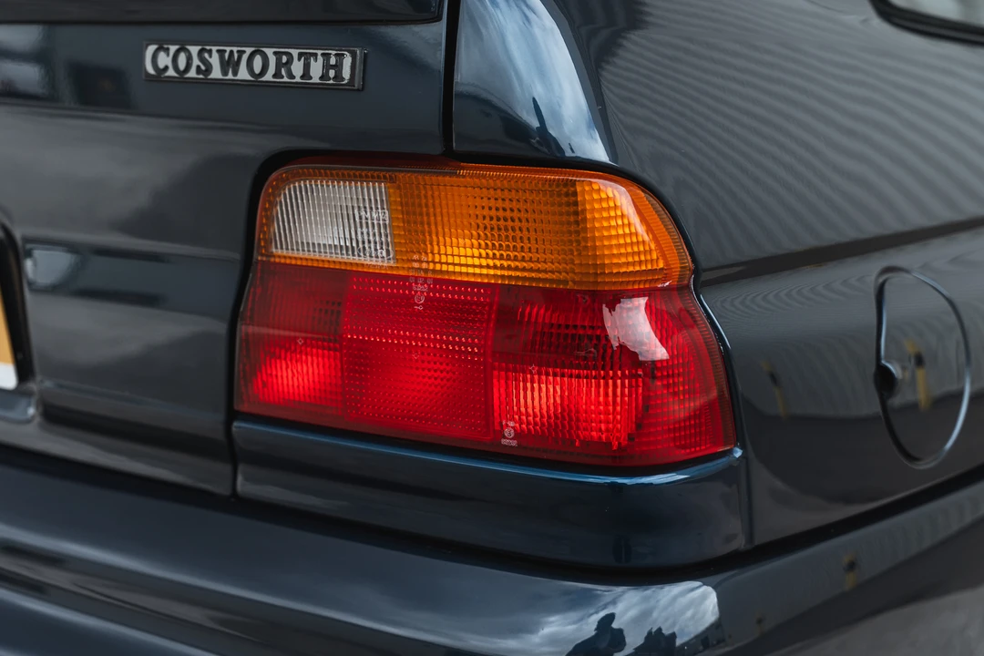 1995 Ford Escort RS Cosworth - Image 26 of 31