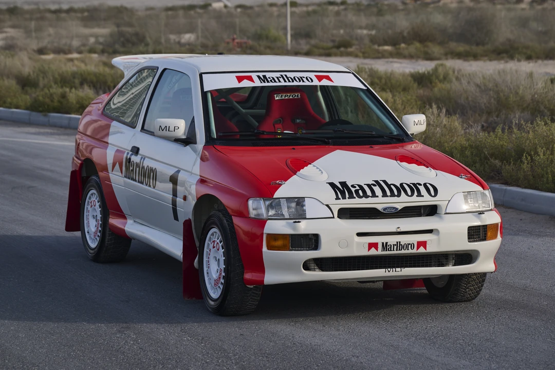 1995 Ford Escort RS Cosworth - Image 11 of 31