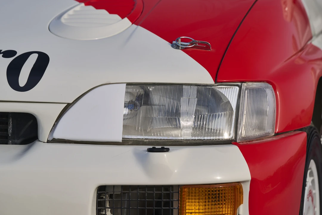 1995 Ford Escort RS Cosworth - Image 19 of 31