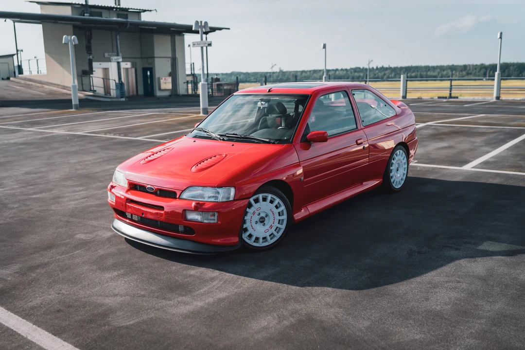 1994 Ford Escort RS Cosworth - Image 3 of 31