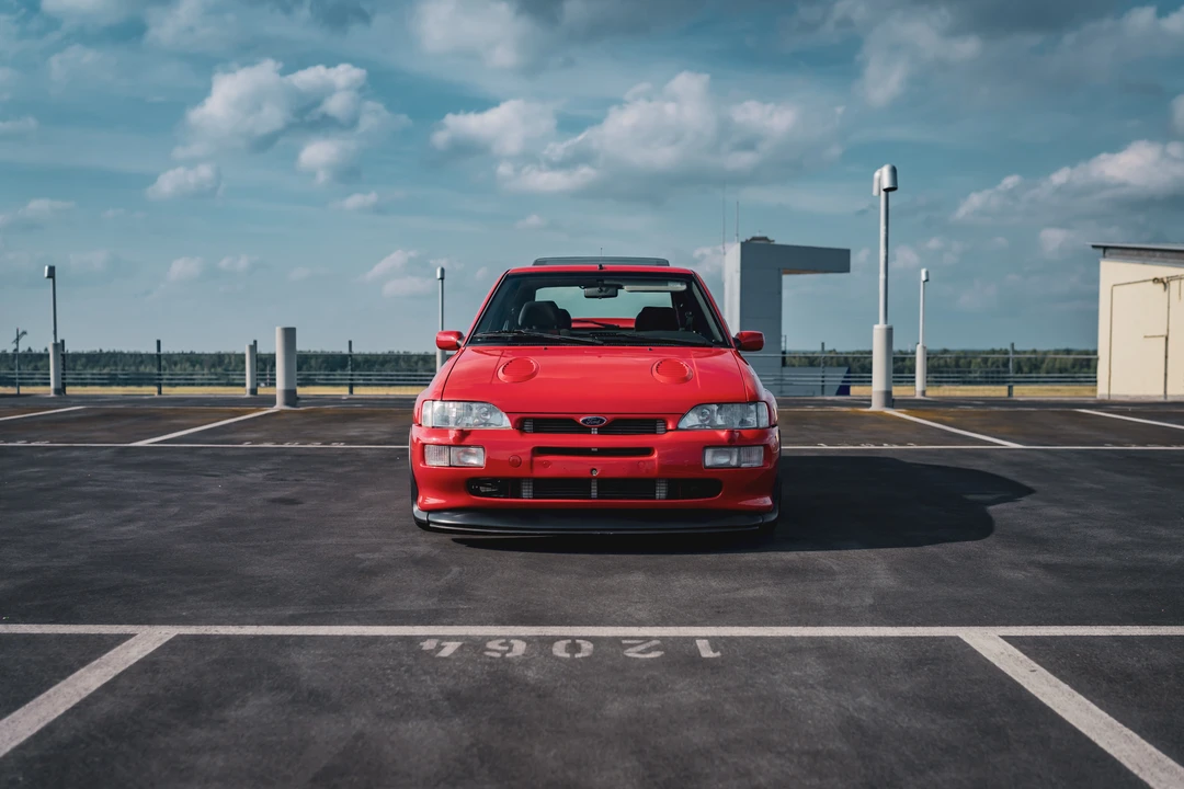 1994 Ford Escort RS Cosworth - Image 2 of 31