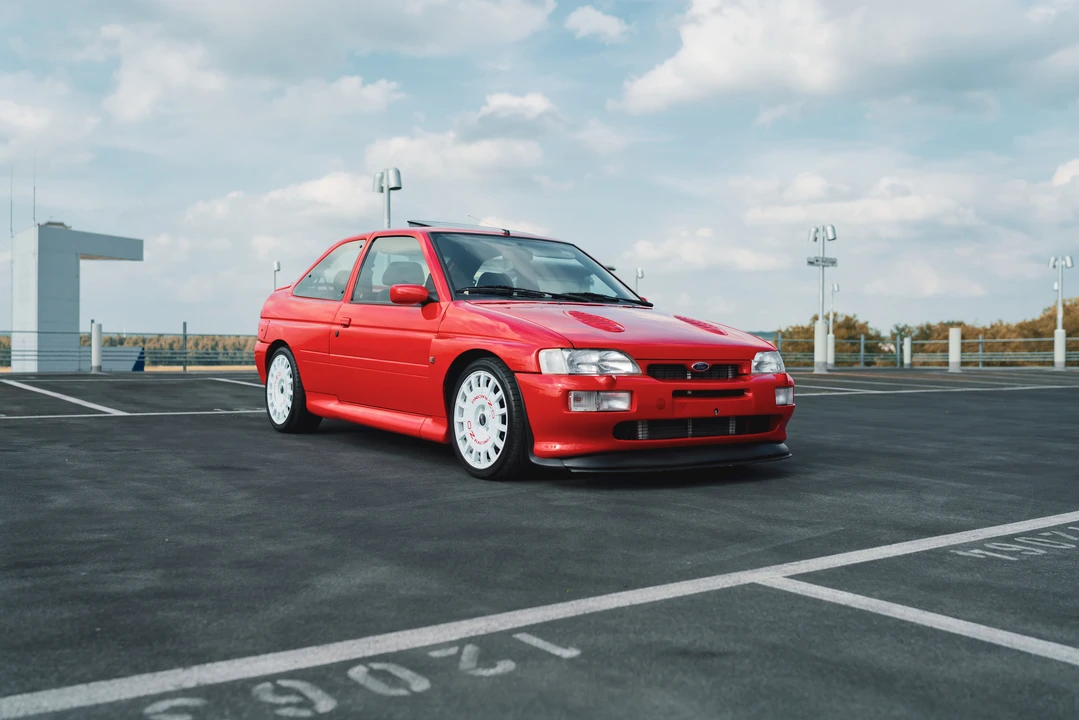 1994 Ford Escort RS Cosworth - Image 9 of 31