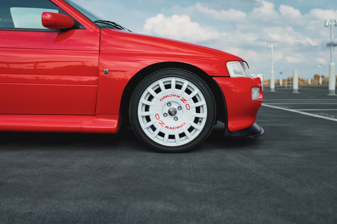 1994 Ford Escort RS Cosworth - Image 28 of 31