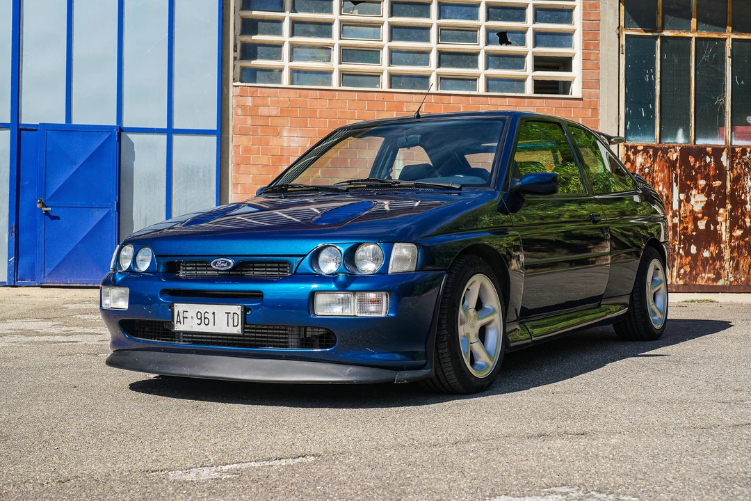 1995 Ford Escort RS Cosworth - Image 16 of 31