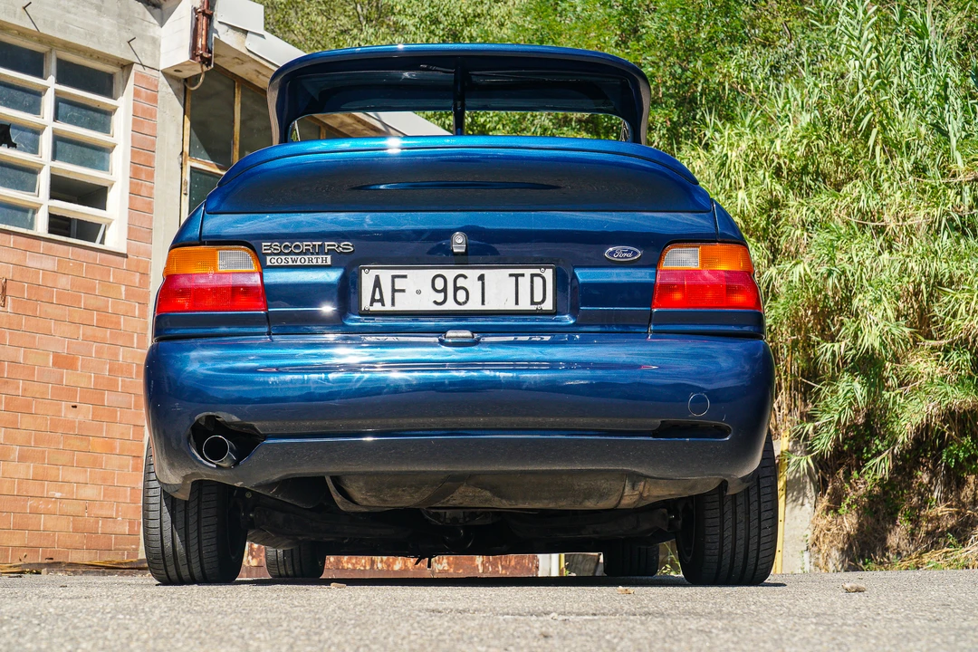 1995 Ford Escort RS Cosworth - Image 18 of 31