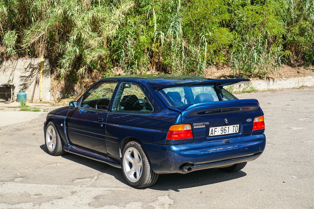 1995 Ford Escort RS Cosworth - Image 14 of 31