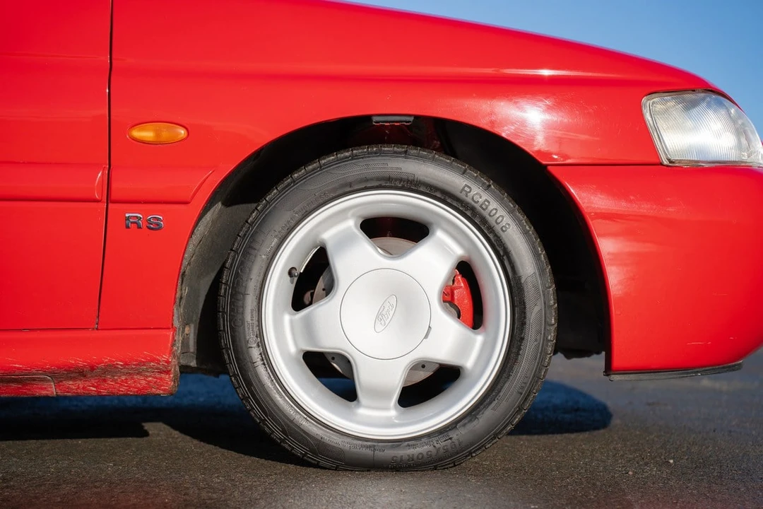 1995 Ford Escort - Image 23 of 30