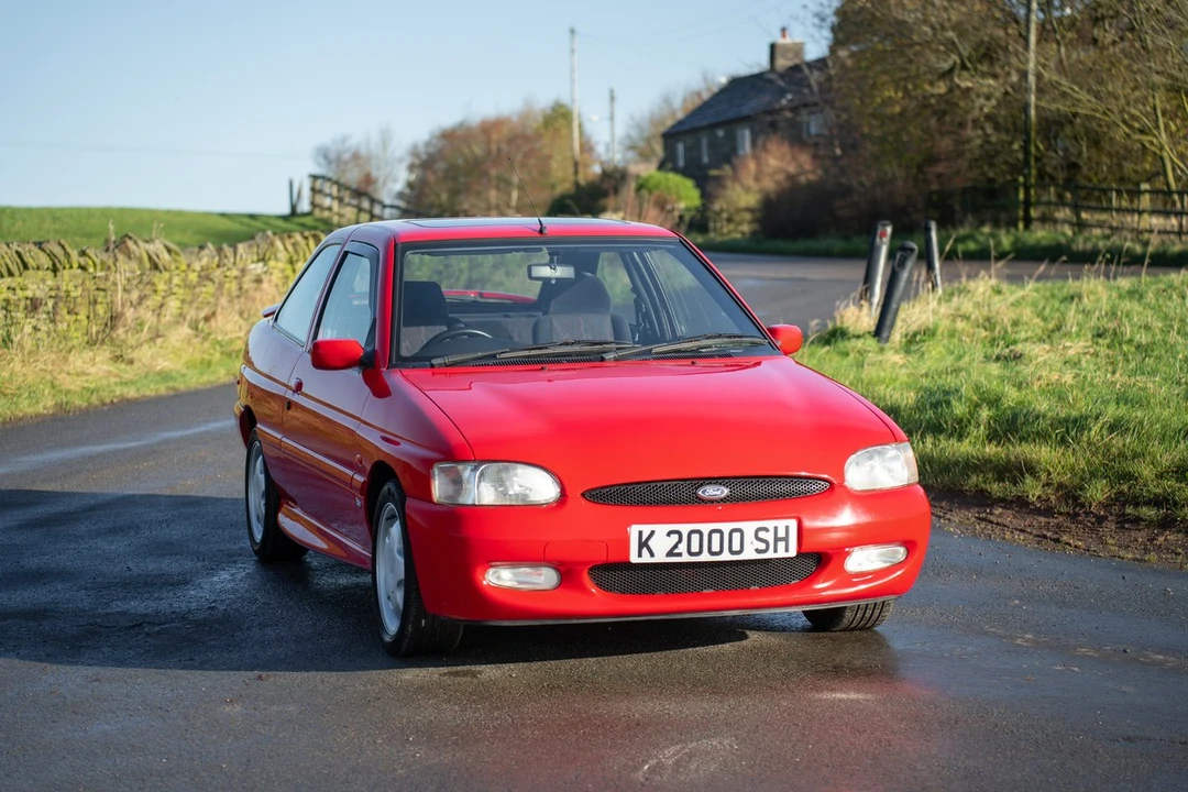 1995 Ford Escort - Image 5 of 30