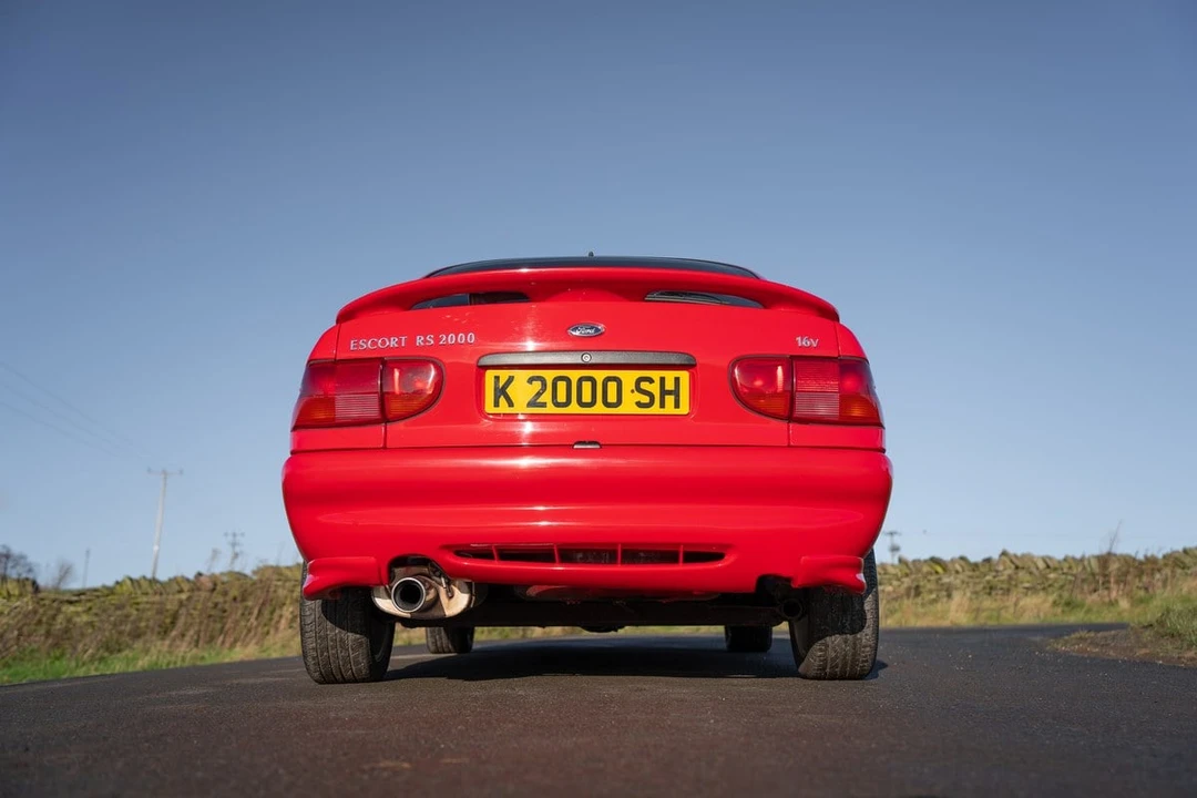 1995 Ford Escort - Image 18 of 30