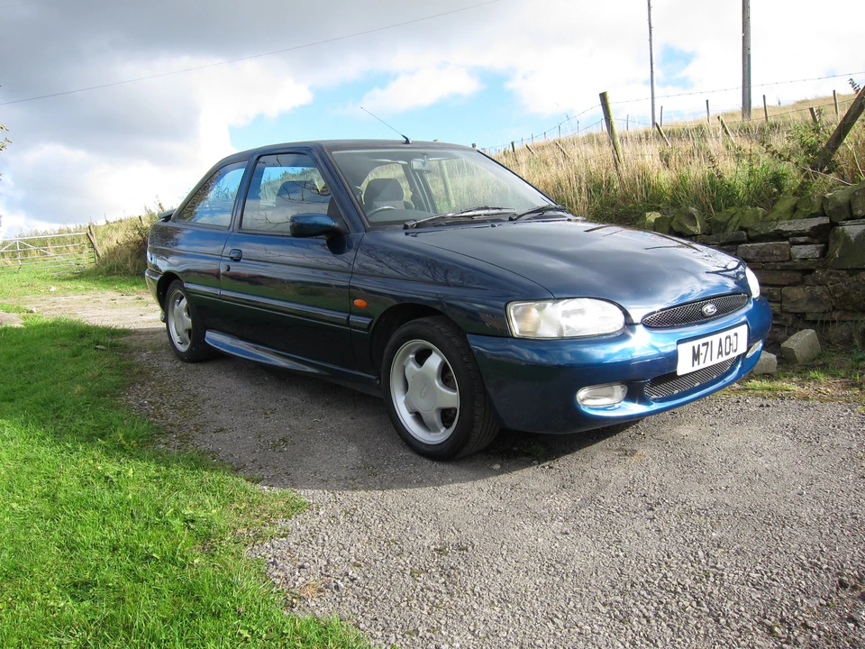 1995 Ford Escort - Image 8 of 11