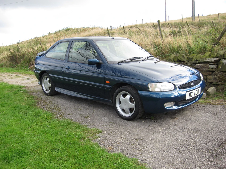 1995 Ford Escort - Image 5 of 11
