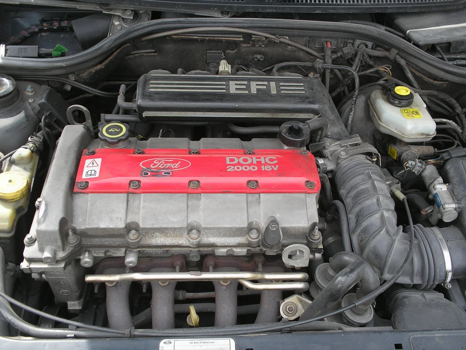 1995 Ford Escort - Image 9 of 11