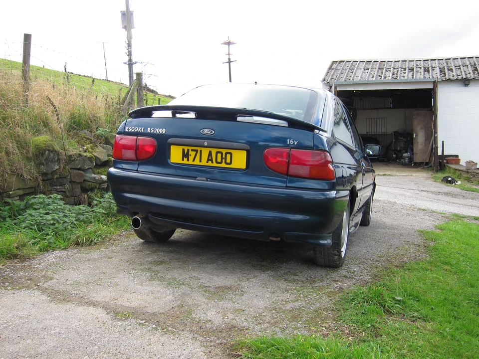 1995 Ford Escort - Image 4 of 11