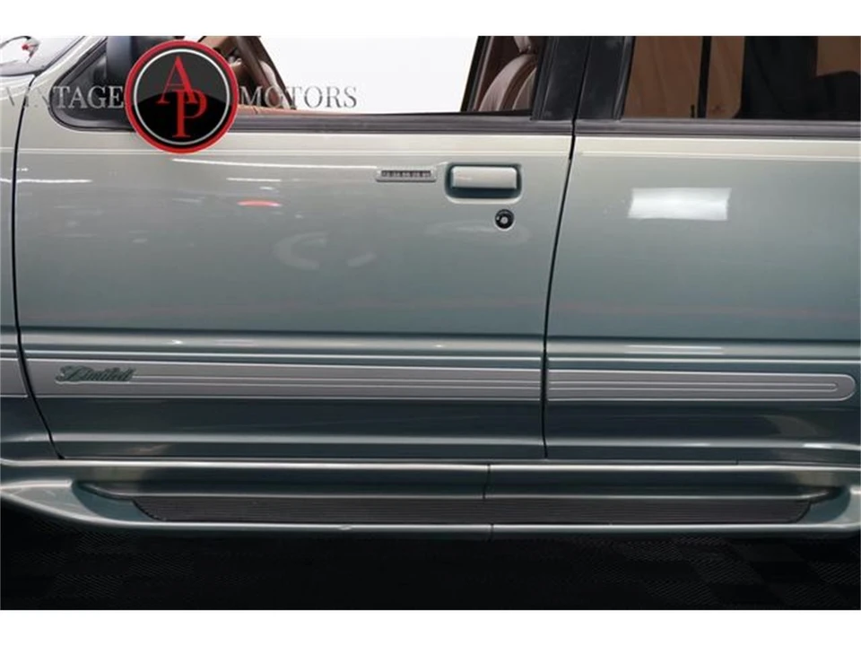 1995 Ford Explorer 2nd Gen - Image 13 of 31