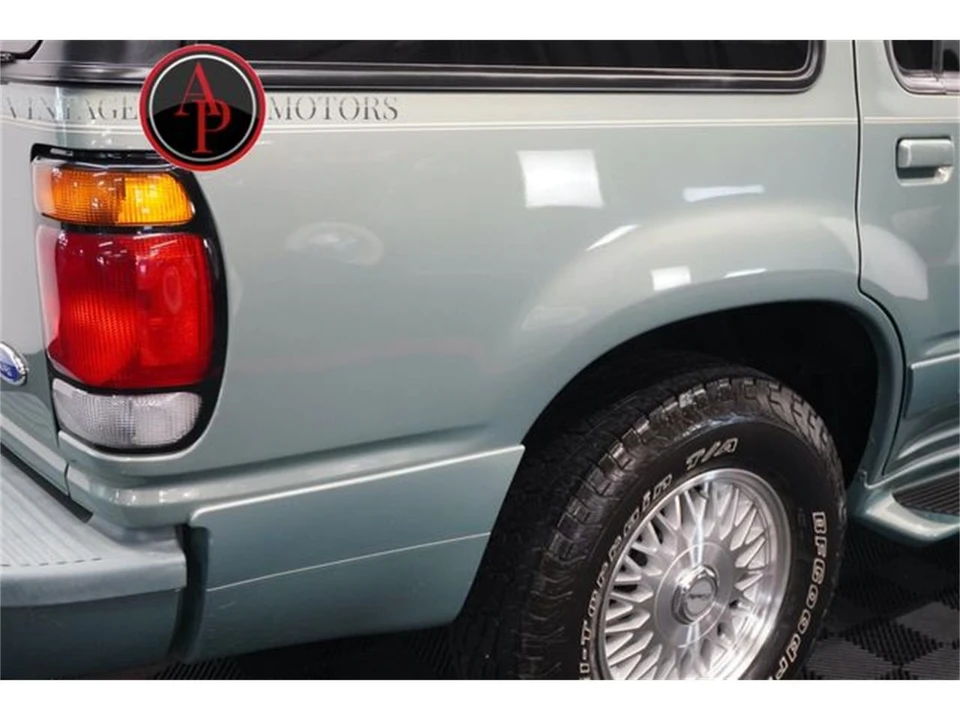 1995 Ford Explorer 2nd Gen - Image 25 of 31