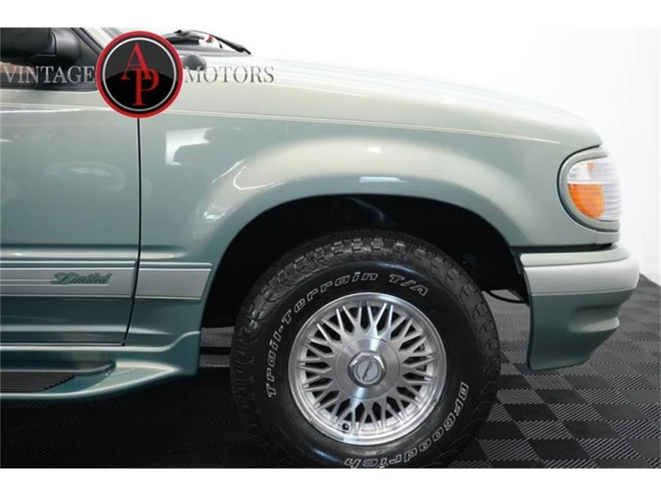 1995 Ford Explorer 2nd Gen - Image 30 of 31