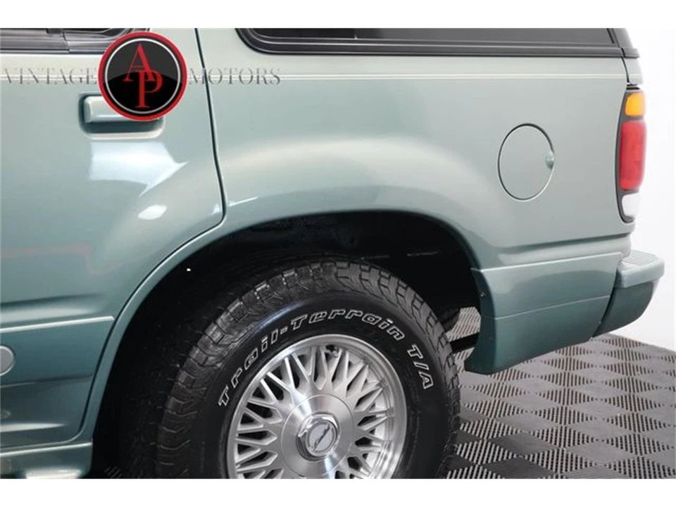 1995 Ford Explorer 2nd Gen - Image 11 of 31