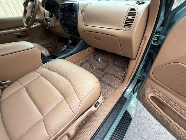1995 Ford Explorer 2nd Gen - Image 19 of 28