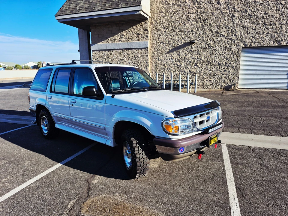 1995 Ford Explorer 2nd Gen - Image 12 of 31
