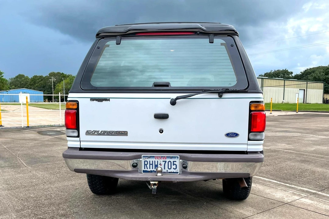 1995 Ford Explorer 2nd Gen - Image 5 of 30