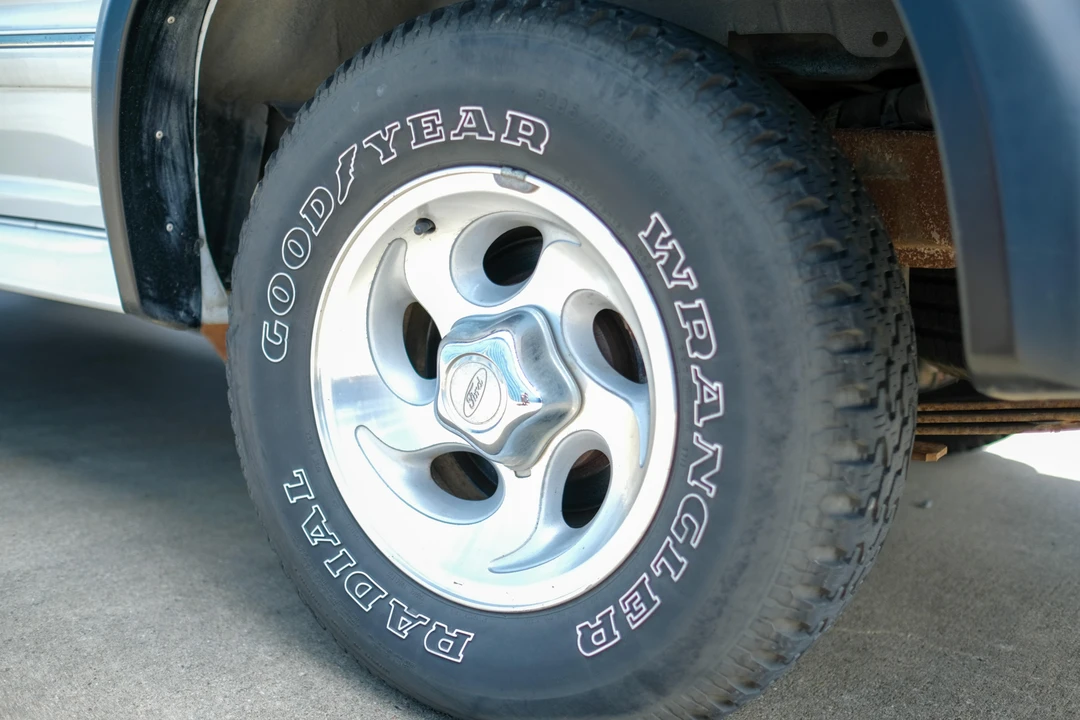 1995 Ford Explorer 2nd Gen - Image 29 of 30