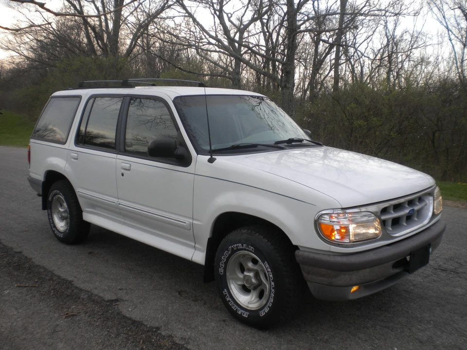 1995 Ford Explorer 2nd Gen - Image 3 of 21