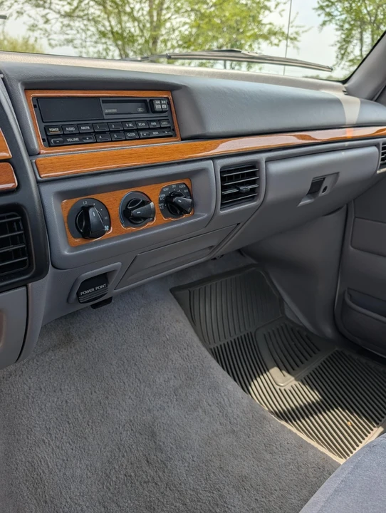 1995 Ford F-Series 9th Gen - Image 27 of 31