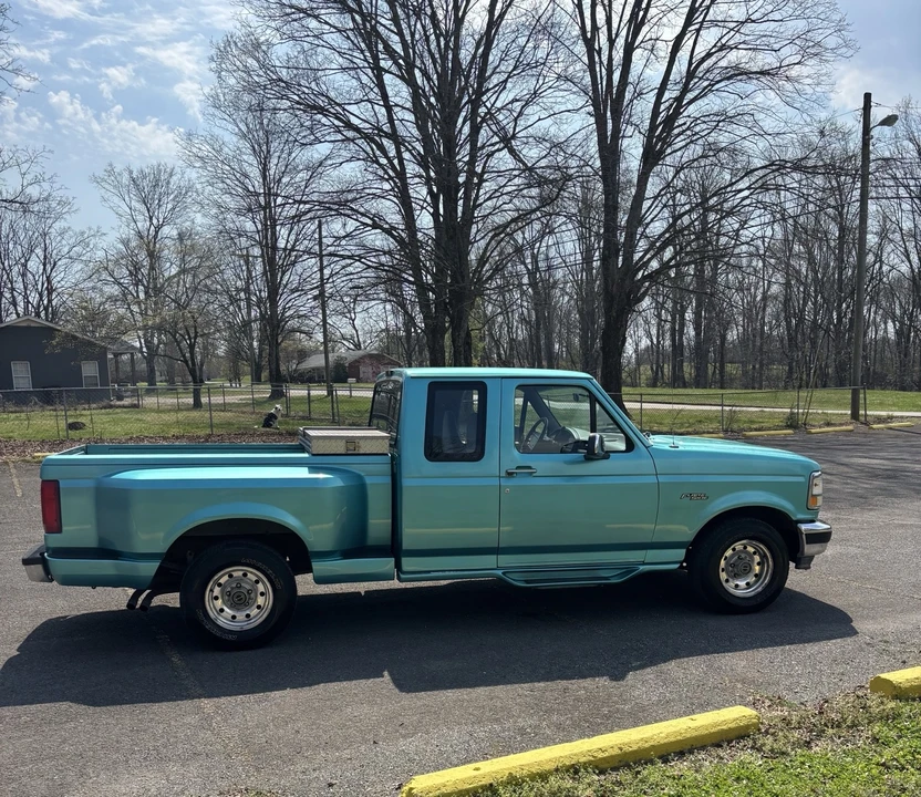 1995 Ford F-Series 9th Gen - Image 2 of 23