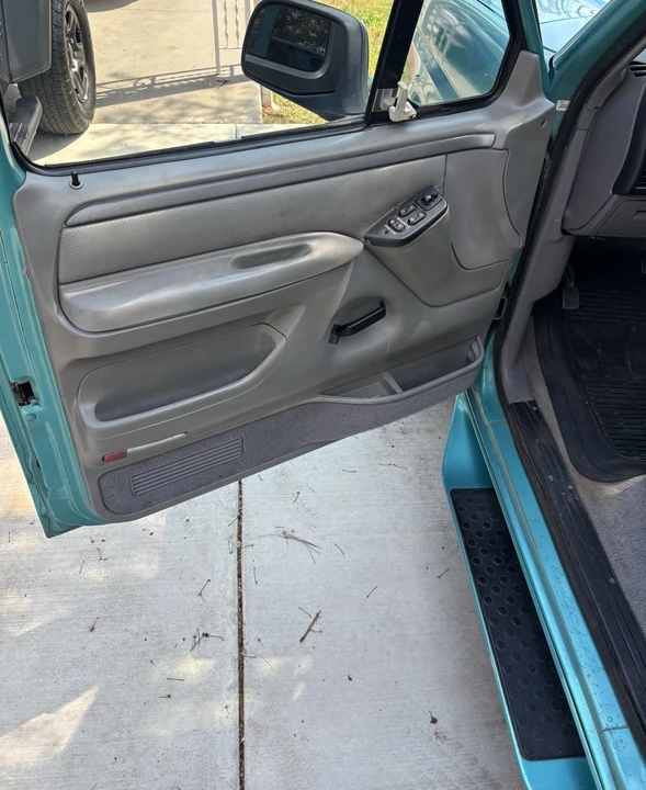 1995 Ford F-Series 9th Gen - Image 16 of 23