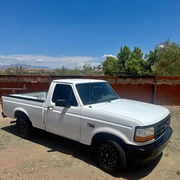 1995 Ford F-150 FX2 Pickup 2D 6 1/2 ft
