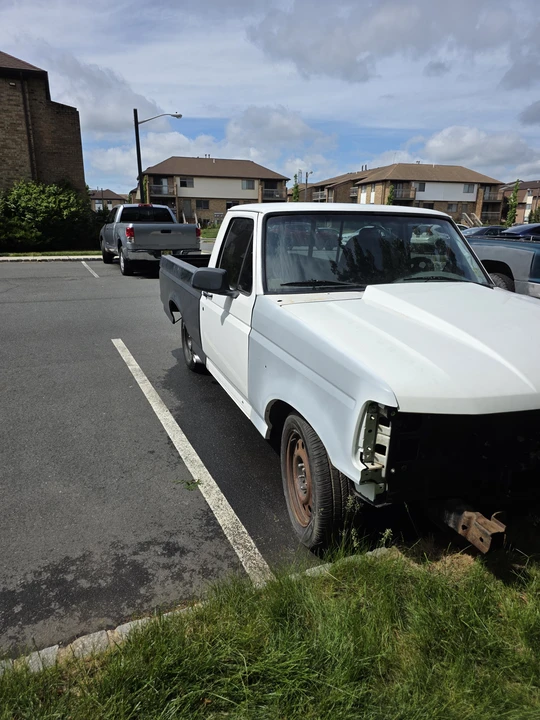 1995 Ford F-150 SVT Lightning 9th Gen - Image 14 of 31