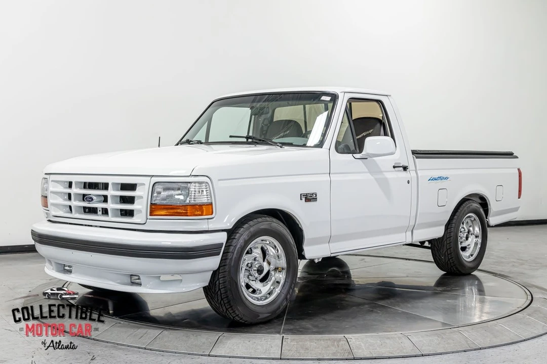 1995 Ford F-150 SVT Lightning 9th Gen - Image 10 of 31
