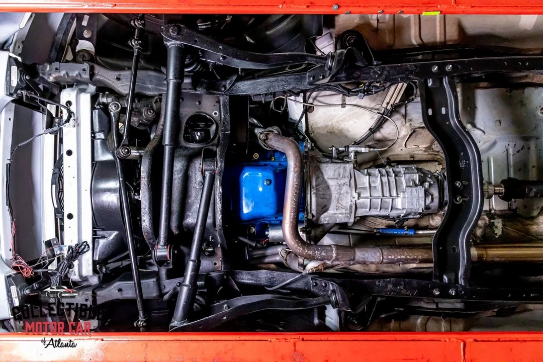 1995 Ford F-150 SVT Lightning 9th Gen - Image 8 of 31