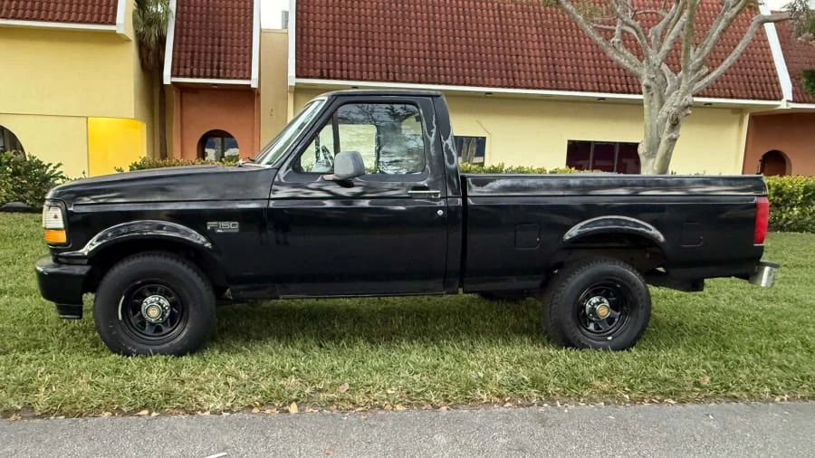 1995 Ford F-Series 9th Gen - Image 2 of 15