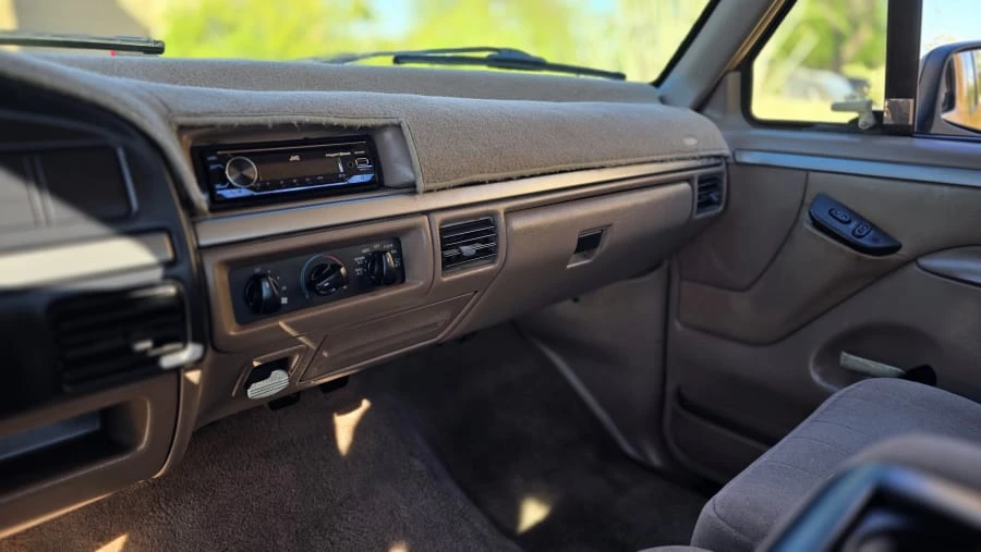 1995 Ford F-Series 9th Gen - Image 25 of 31